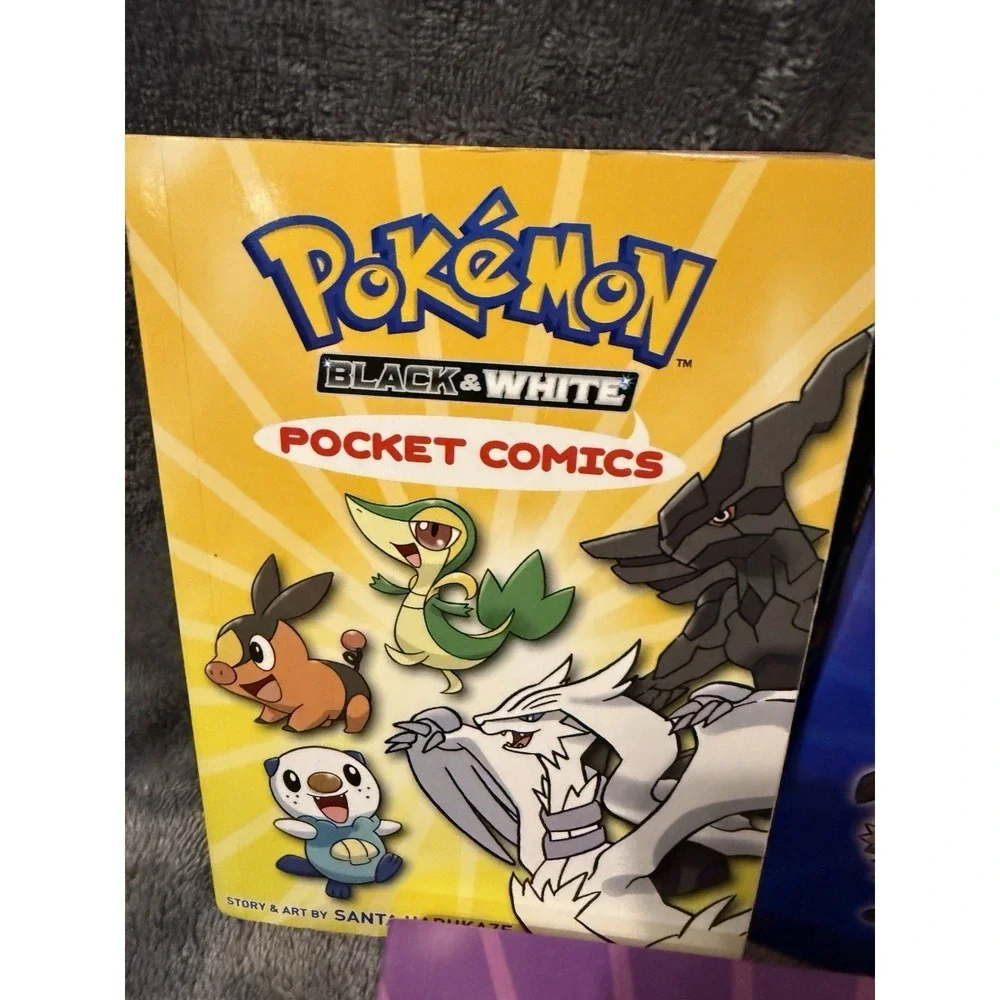 Lot Of 5 Pokémon‎ Pocket Comics books